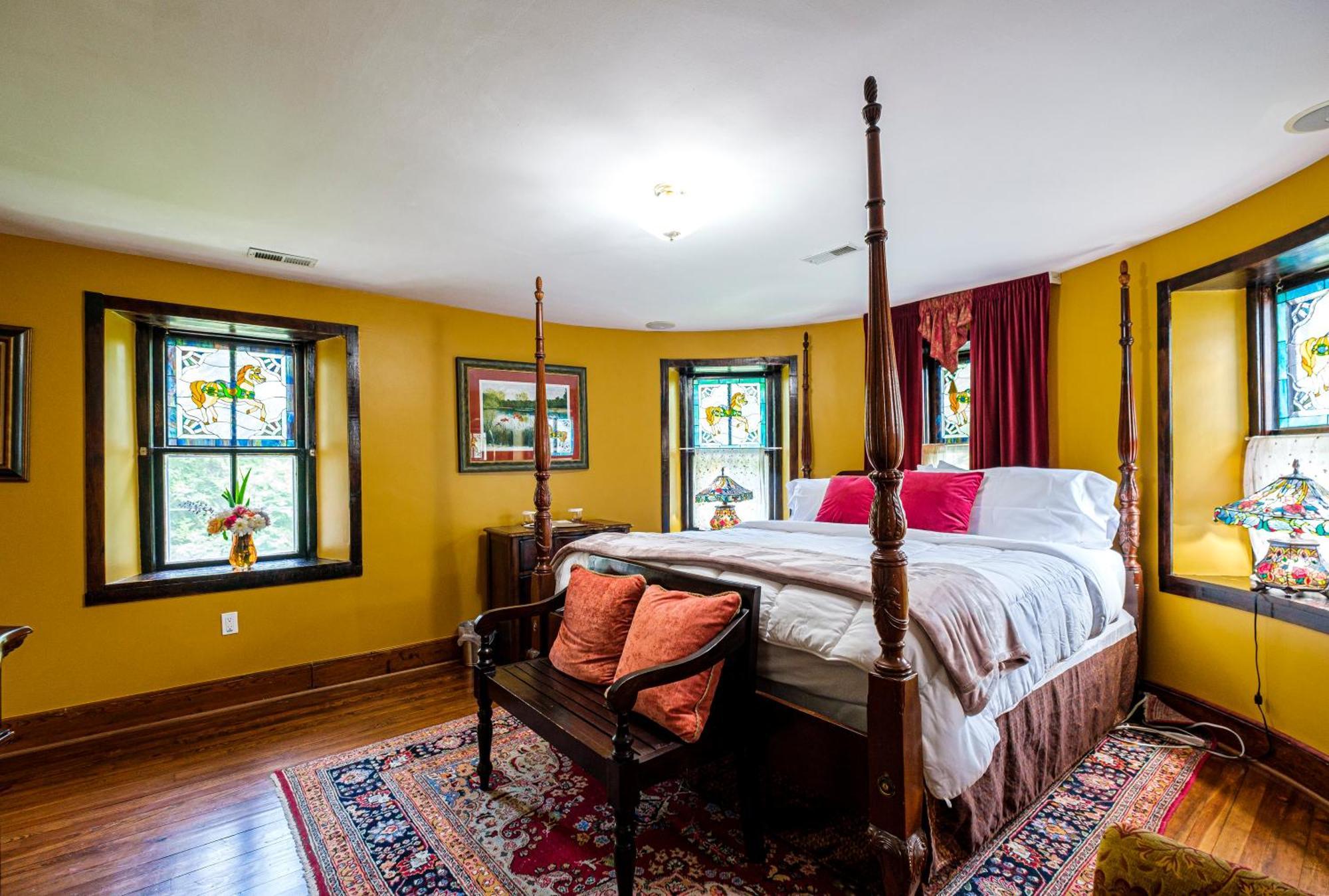 Britain Stone Manor Boutique Inn מראה חיצוני תמונה